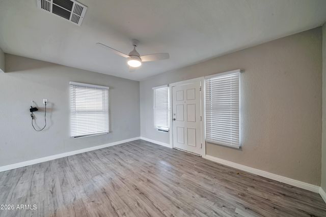 820 S 15th Avenue, Phoenix, AZ 85007