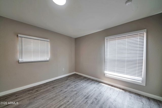 820 S 15th Avenue, Phoenix, AZ 85007