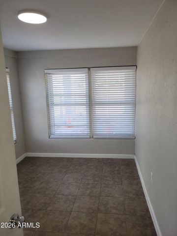 820 S 15th Avenue, Phoenix, AZ 85007