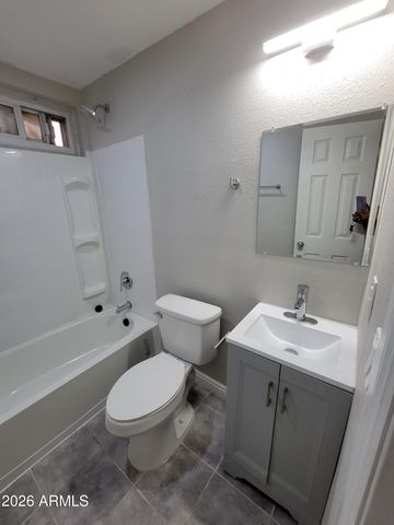 820 S 15th Avenue, Phoenix, AZ 85007