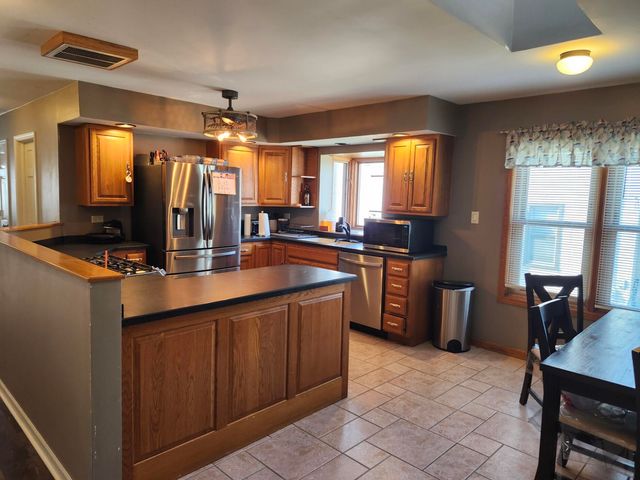 1511 Amy Avenue, Whiting, IN 46394