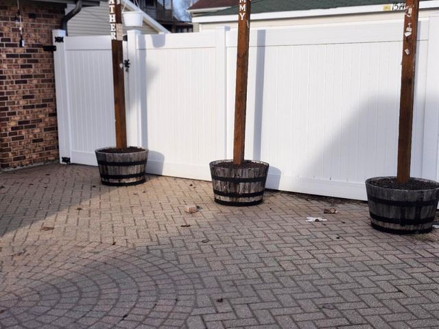 1511 Amy Avenue, Whiting, IN 46394