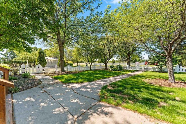 4433 COUNTY RD J, Oconto, WI 54153