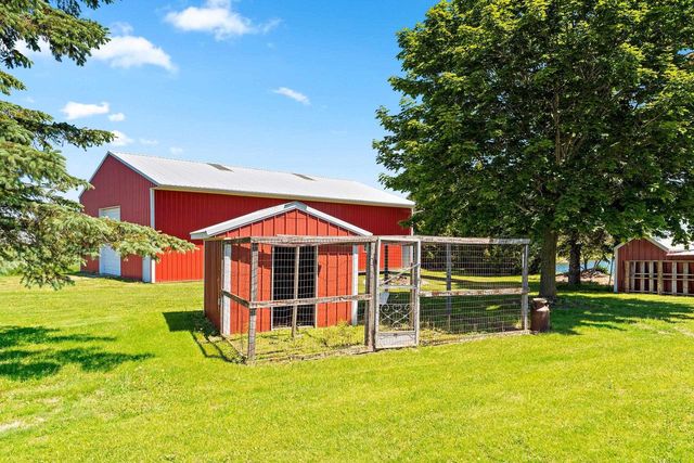 4433 COUNTY RD J, Oconto, WI 54153