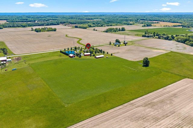 4433 COUNTY RD J, Oconto, WI 54153