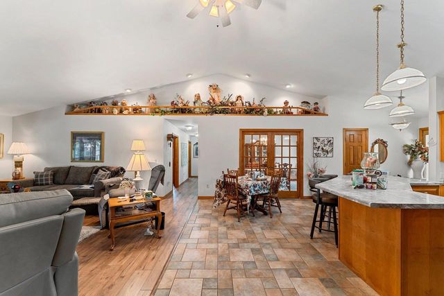 4433 COUNTY RD J, Oconto, WI 54153