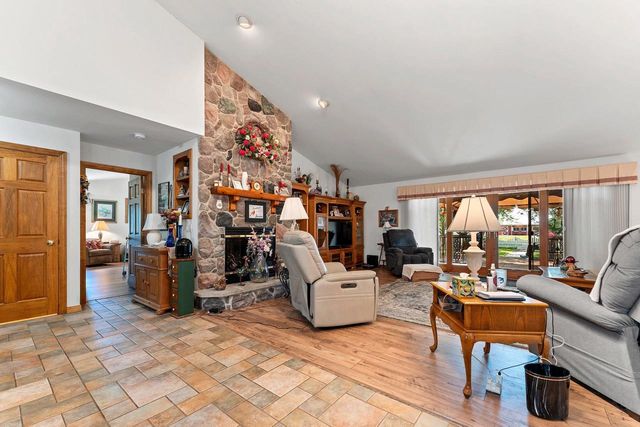 4433 COUNTY RD J, Oconto, WI 54153
