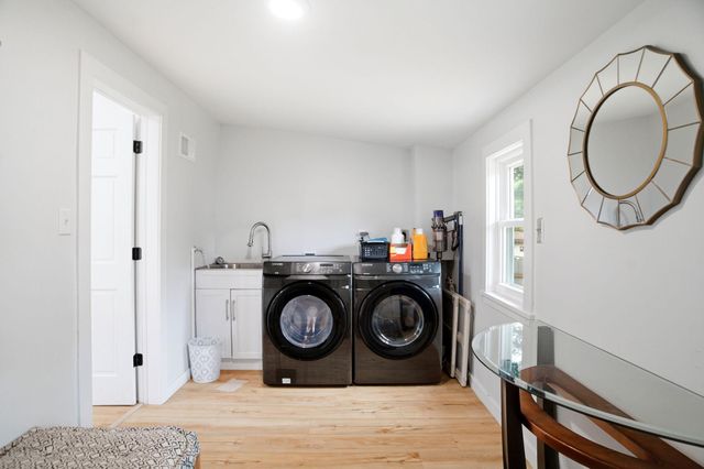 1655 Sherburne Avenue, Saint Paul, MN 55104