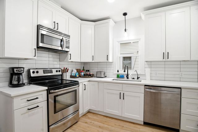 1655 Sherburne Avenue, Saint Paul, MN 55104