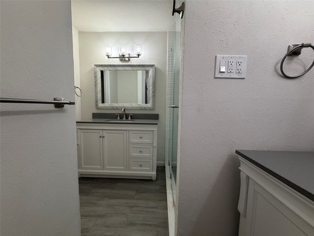 3411 Halifax Drive, Arlington, TX 76013