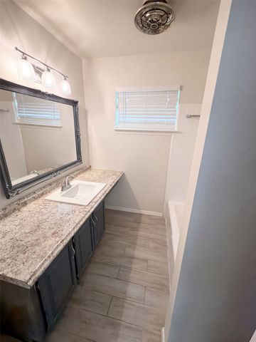 3411 Halifax Drive, Arlington, TX 76013