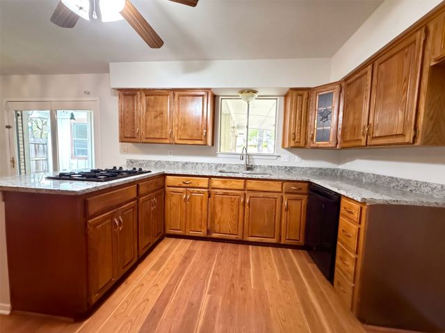 3411 Halifax Drive, Arlington, TX 76013