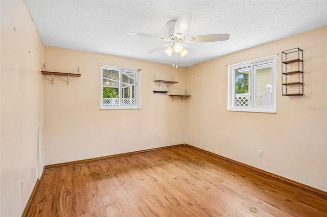 5415 1ST STREET NE, St Petersburg, FL 33703