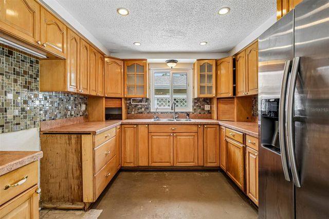 5415 1ST STREET NE, St Petersburg, FL 33703