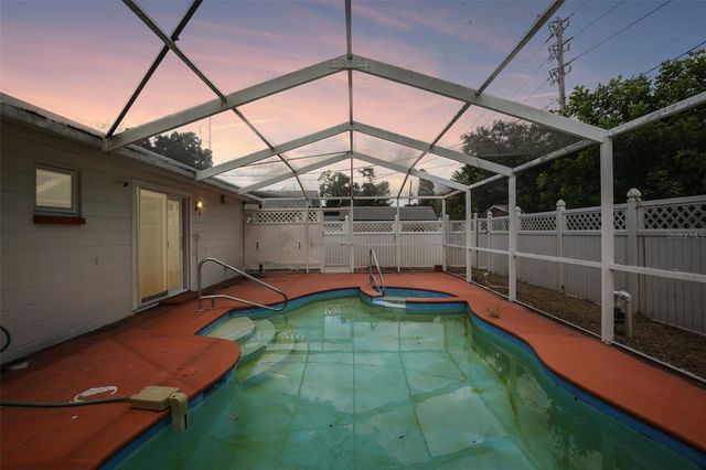 5415 1ST STREET NE, St Petersburg, FL 33703