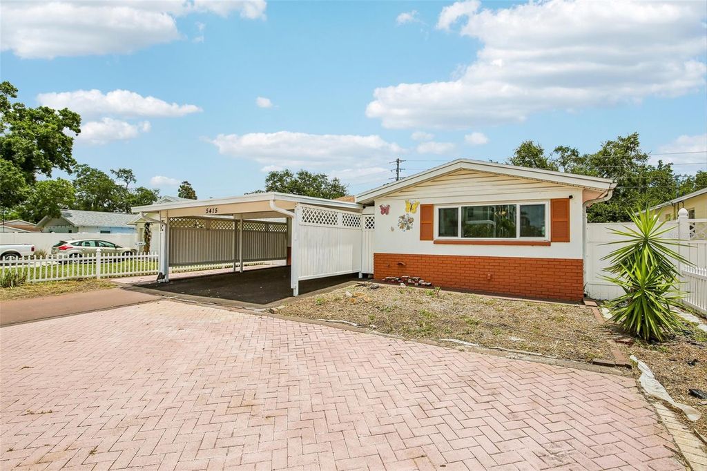 5415 1ST STREET NE, St Petersburg, FL 33703