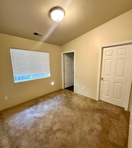 1211 Locust Street, Medford, OR 97501