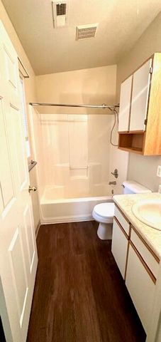 1211 Locust Street, Medford, OR 97501