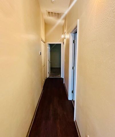 1211 Locust Street, Medford, OR 97501