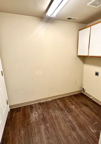 1211 Locust Street, Medford, OR 97501