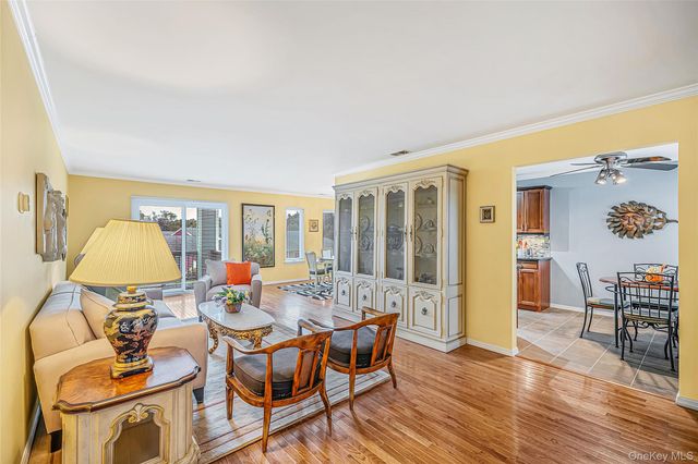 704 Fenway Road, Saint James, NY 11780