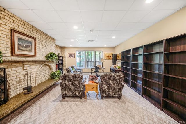 704 Fenway Road, Saint James, NY 11780
