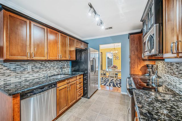 704 Fenway Road, Saint James, NY 11780
