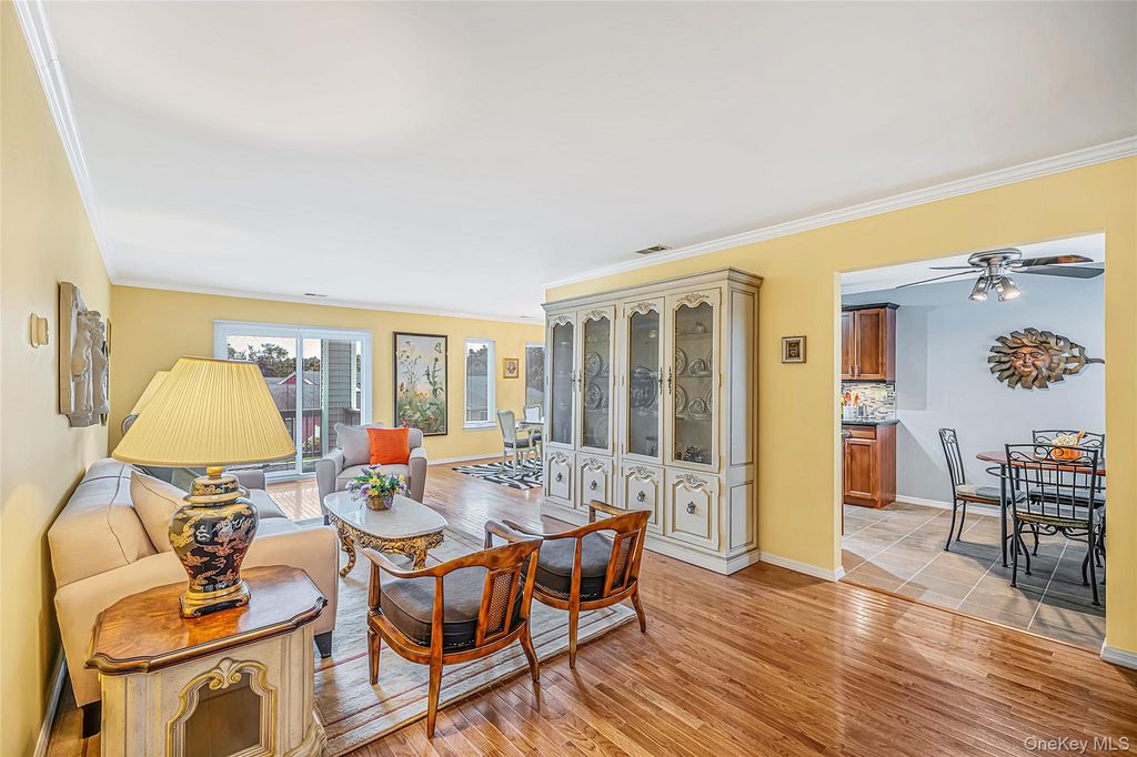 704 Fenway Road, Saint James, NY 11780 — photo 2