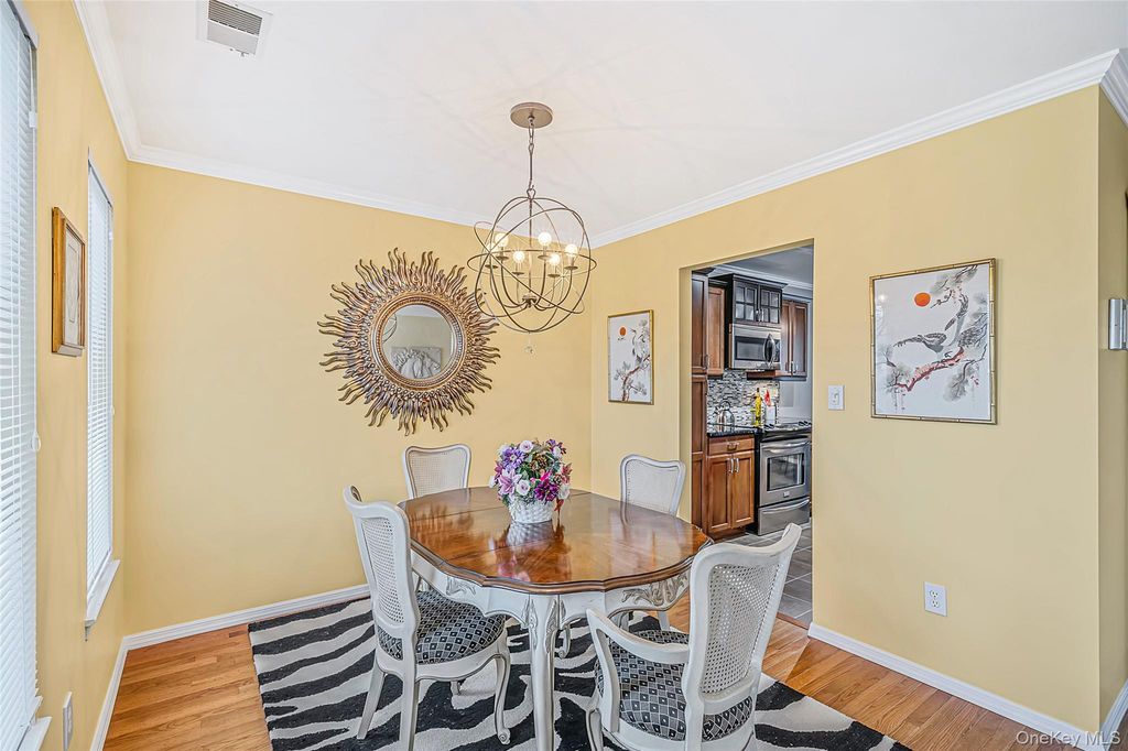 704 Fenway Road, Saint James, NY 11780 — photo 5