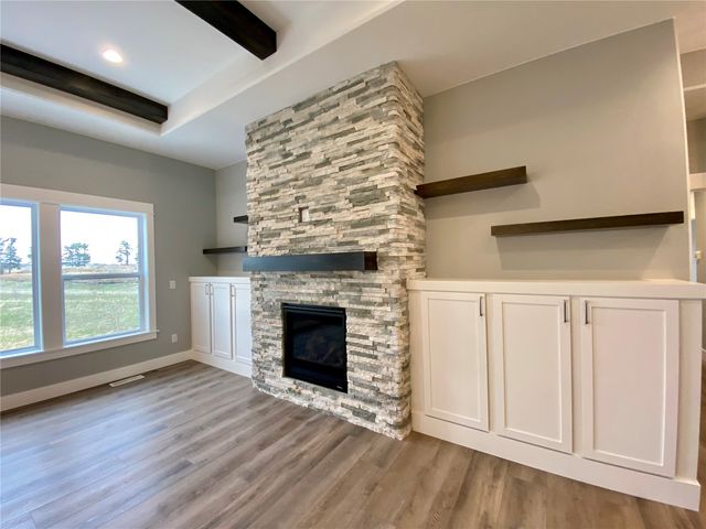 60 S Seven Oaks Road, North Liberty, IA 52317