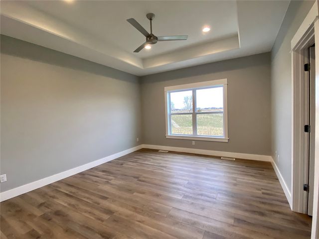60 S Seven Oaks Road, North Liberty, IA 52317