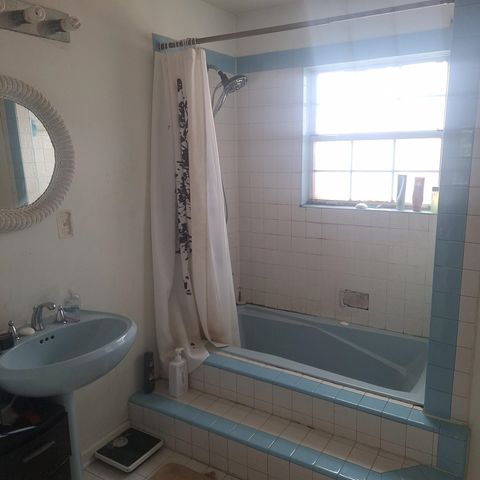 889 ROCKY OAKS TRL, Memphis, TN 38018