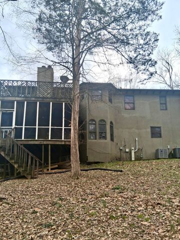 889 ROCKY OAKS TRL, Memphis, TN 38018