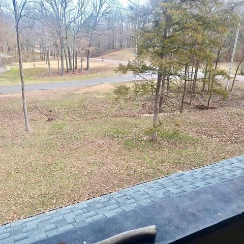 889 ROCKY OAKS TRL, Memphis, TN 38018