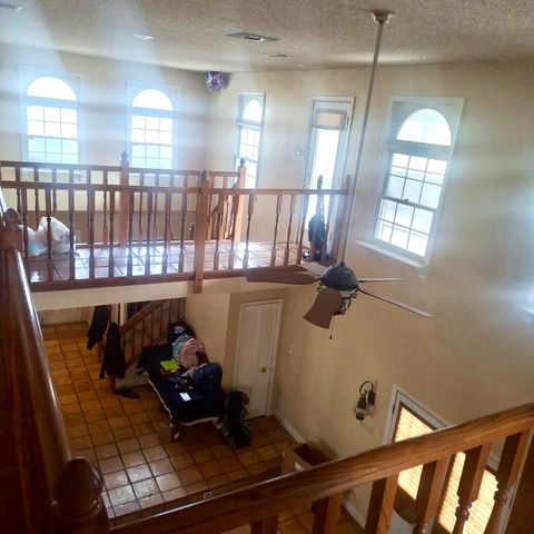 889 ROCKY OAKS TRL, Memphis, TN 38018