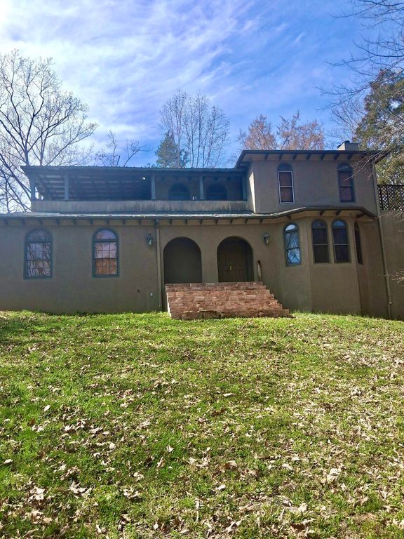 889 ROCKY OAKS TRL, Memphis, TN 38018