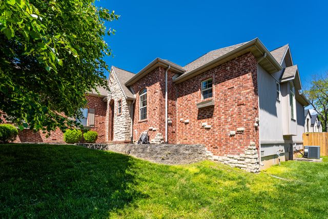 4959 Cherry Circle, Springfield, MO 65809