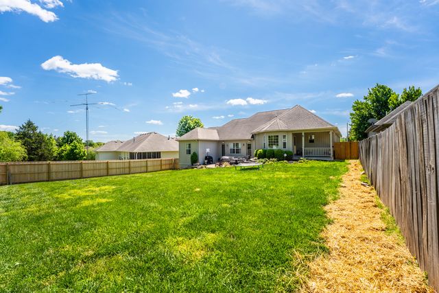 4959 Cherry Circle, Springfield, MO 65809