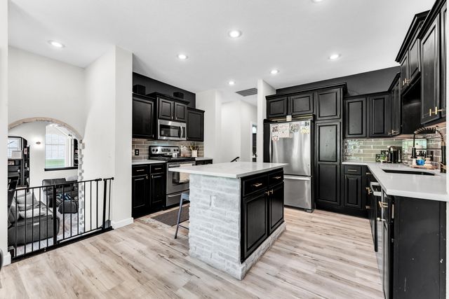 4959 Cherry Circle, Springfield, MO 65809