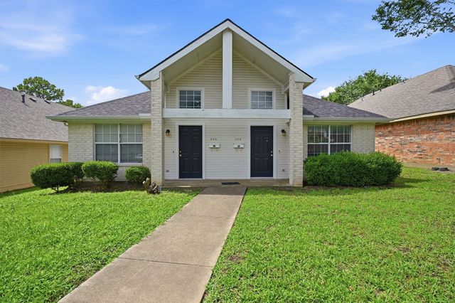 906 W Houston Street, Sherman, TX 75092