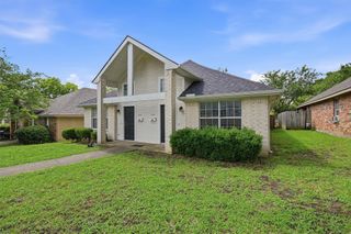 906 W Houston Street, Sherman, TX 75092