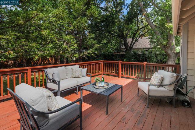 1441 Homestead Ave, Walnut Creek, CA 94598