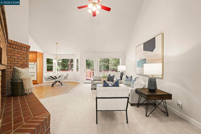 1441 Homestead Ave, Walnut Creek, CA 94598