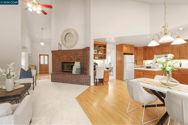 1441 Homestead Ave, Walnut Creek, CA 94598