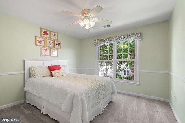 14444 N SLOPE ST, Centreville, VA 20120