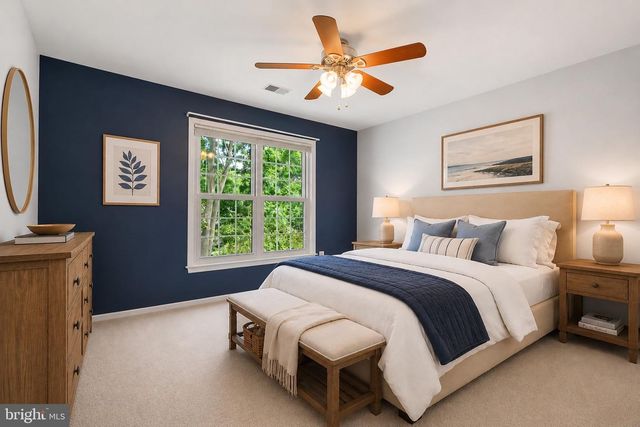 14444 N SLOPE ST, Centreville, VA 20120