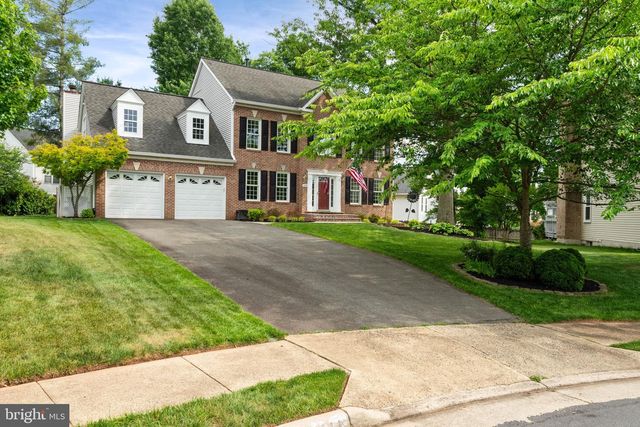 14444 N SLOPE ST, Centreville, VA 20120