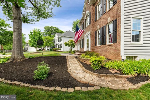 14444 N SLOPE ST, Centreville, VA 20120