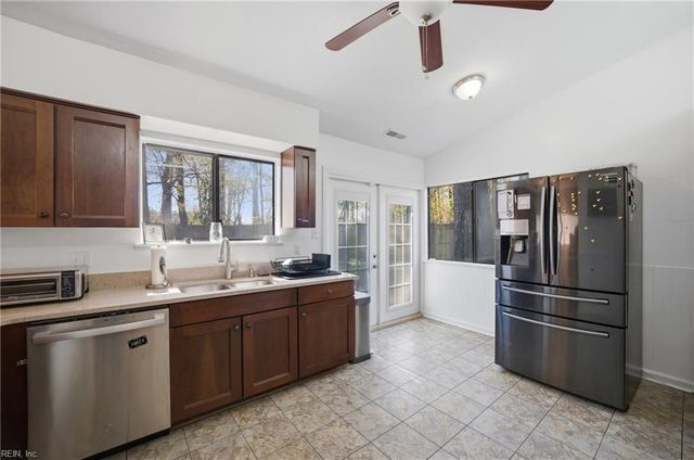 866 Crashaw ST, Virginia Beach, VA 23462