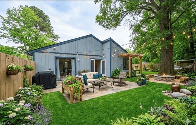 866 Crashaw ST, Virginia Beach, VA 23462